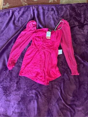 Women’s Fuchsia Long-Sleeve princess sleeve Romper